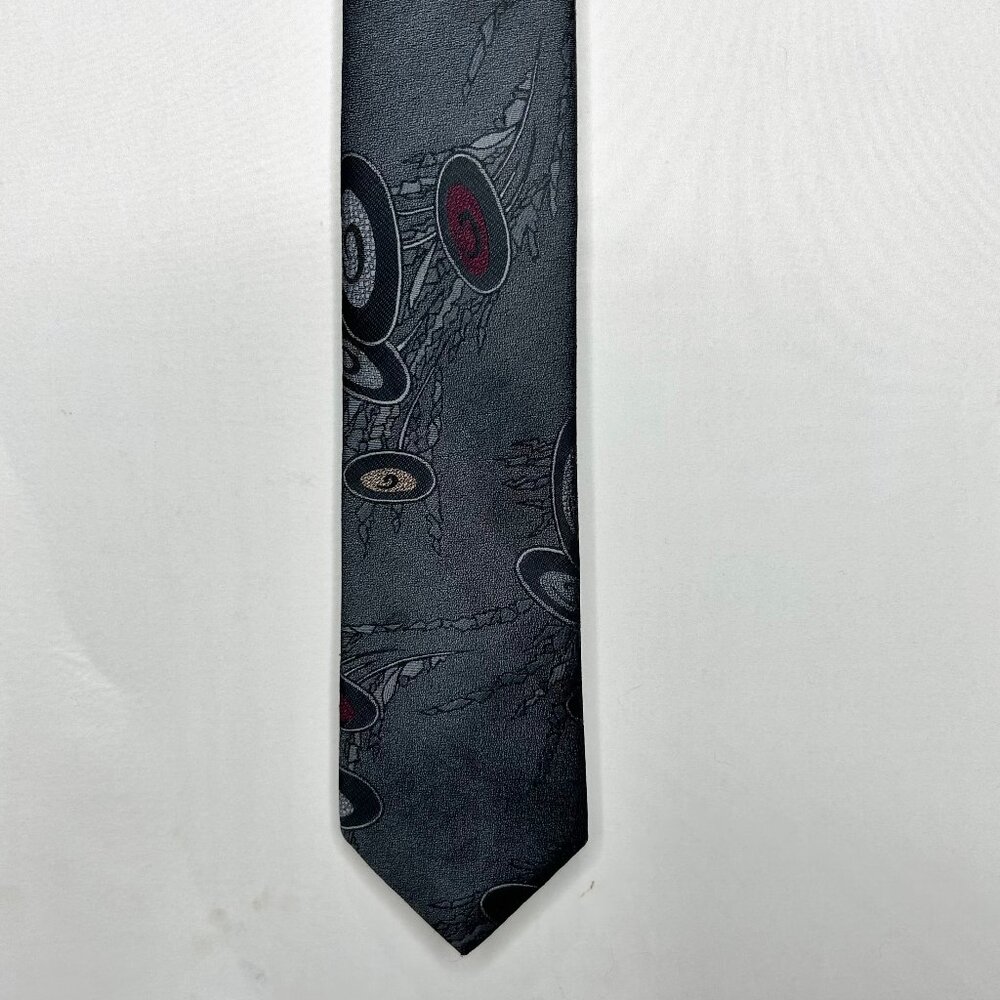 Designer Collection Men’s Neck Tie 3 ½” Dark Gray & Maroon Circle Geometric